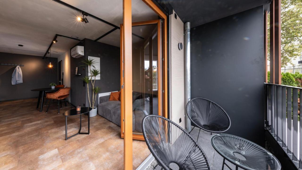 Stadthaus Neckarsulm Serviced Apartments - Stadthaus Heiner ภายนอก รูปภาพ