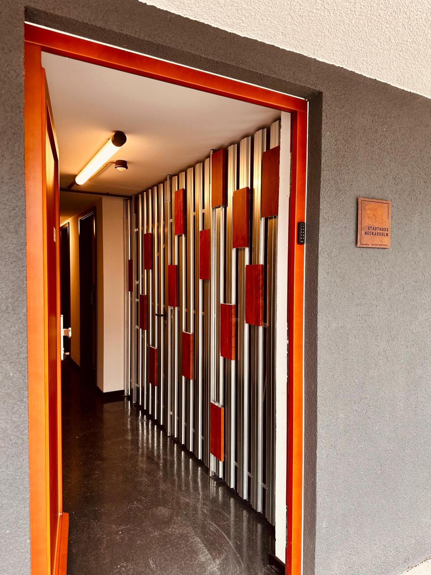 Stadthaus Neckarsulm Serviced Apartments - Stadthaus Heiner ภายนอก รูปภาพ