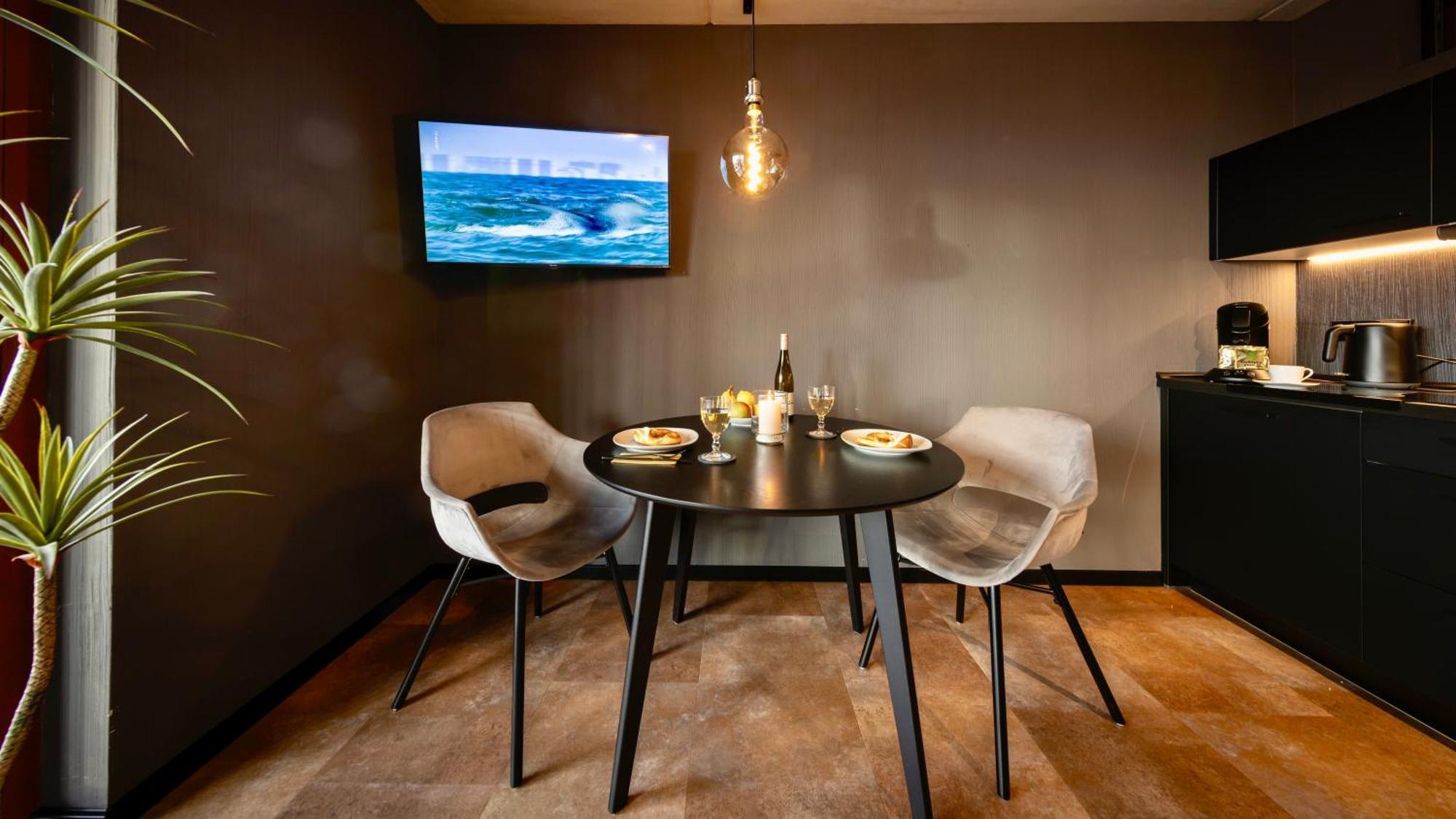 Stadthaus Neckarsulm Serviced Apartments - Stadthaus Heiner ภายนอก รูปภาพ