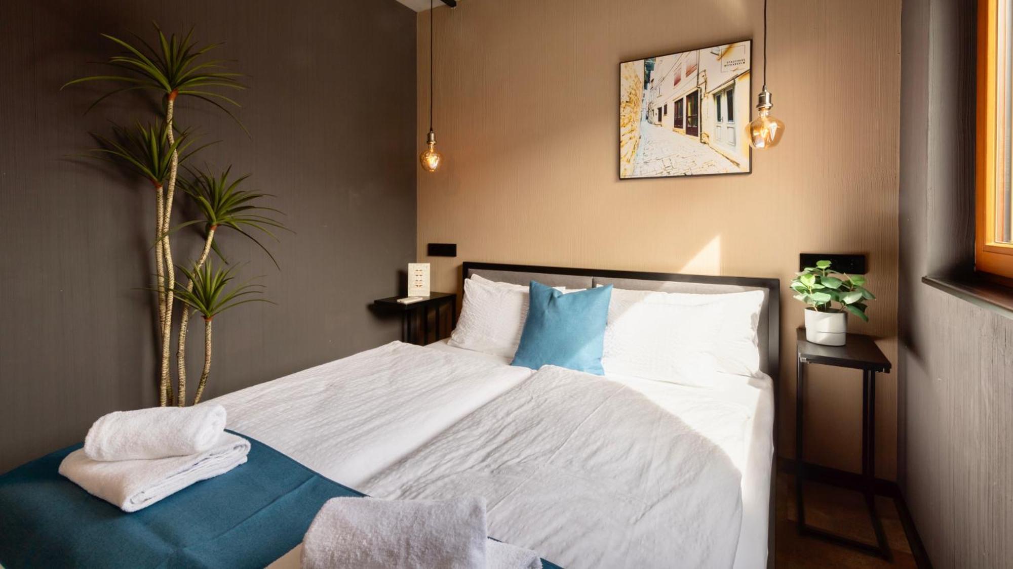 Stadthaus Neckarsulm Serviced Apartments - Stadthaus Heiner ภายนอก รูปภาพ