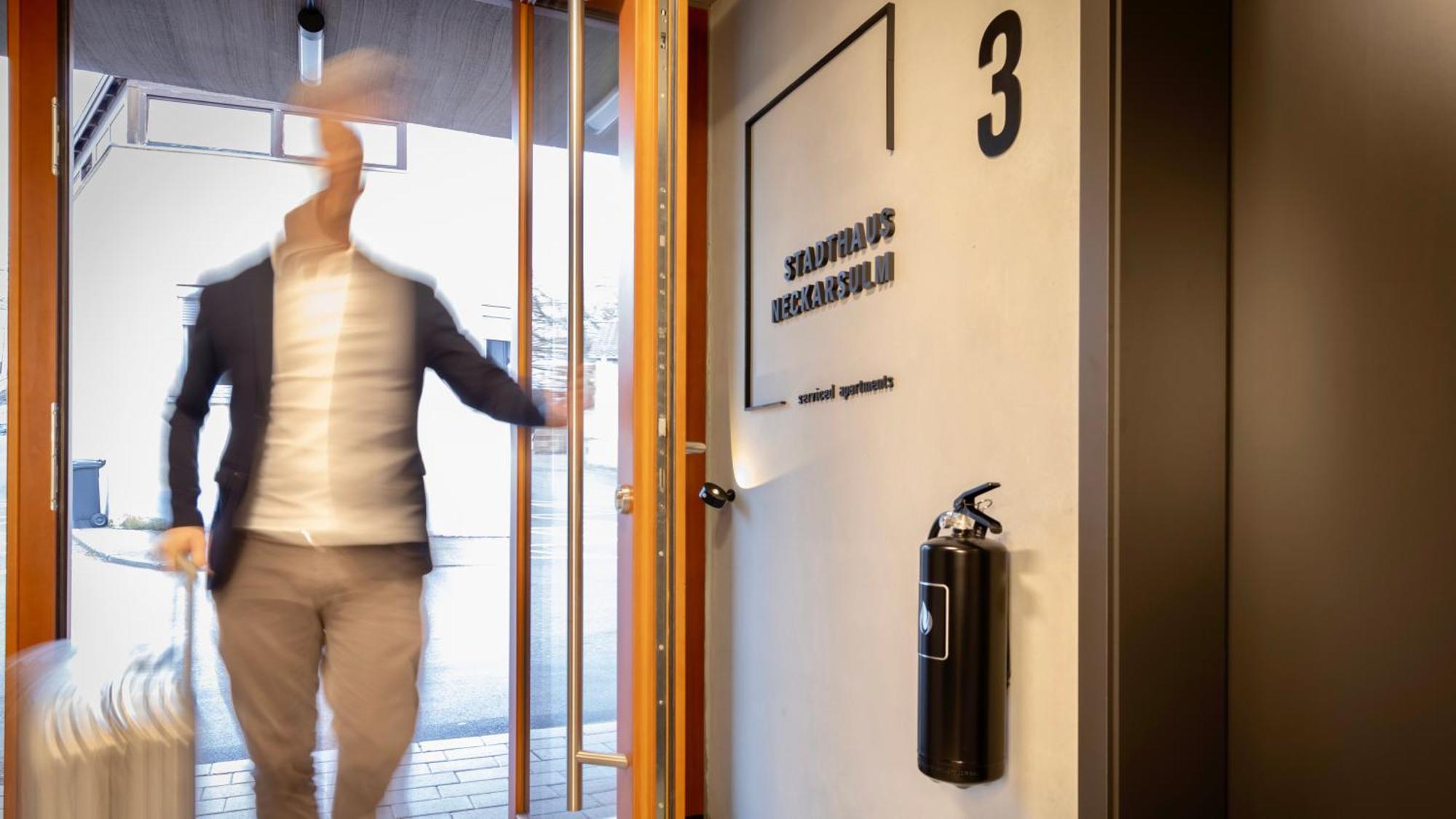 Stadthaus Neckarsulm Serviced Apartments - Stadthaus Heiner ภายนอก รูปภาพ